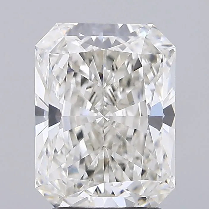 2.32ct Radiant Lab Grown Diamond (Colour G, Clarity VVS2, IGI Certified)