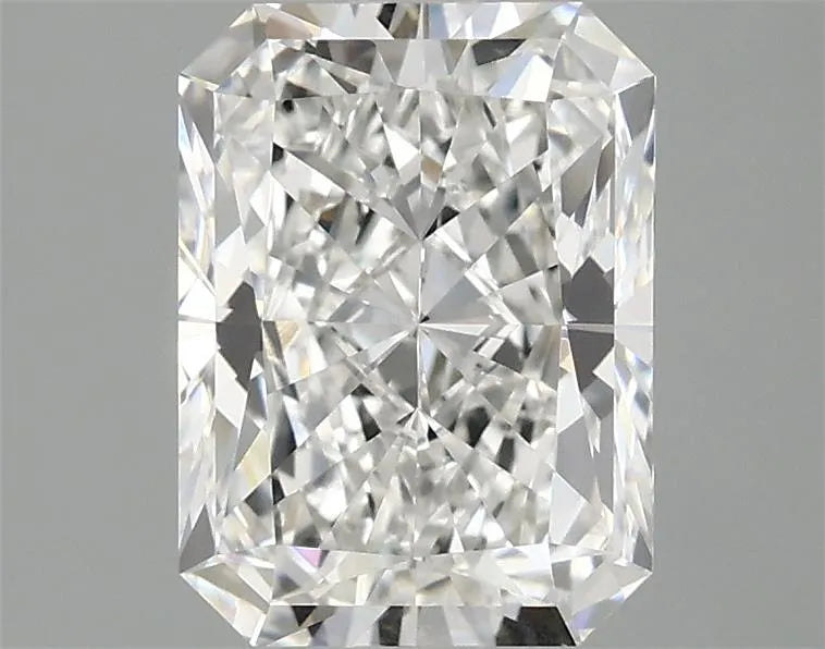 2.35ct Radiant Lab Grown Diamond (Colour F, Clarity VVS2, IGI Certified)
