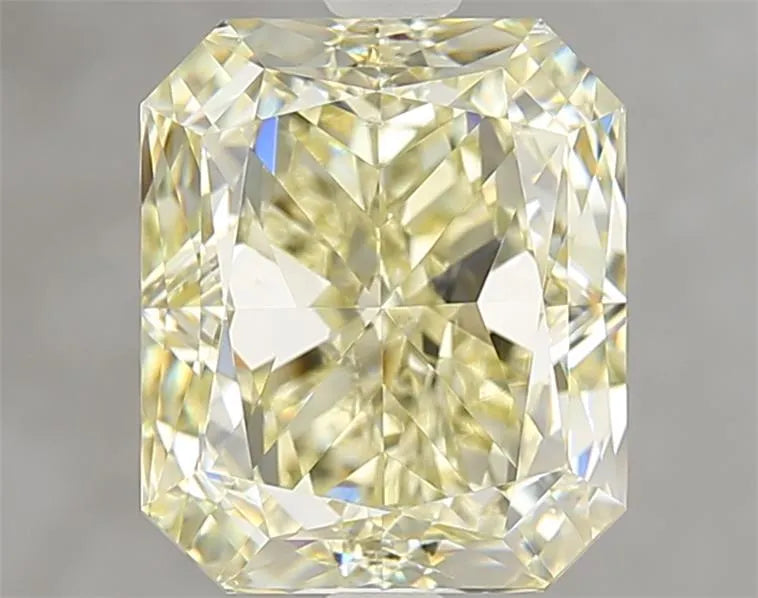 5.01ct Radiant Natural Diamond (Colour Fancy Light Yellow, Clarity VS2, GIA Certified)