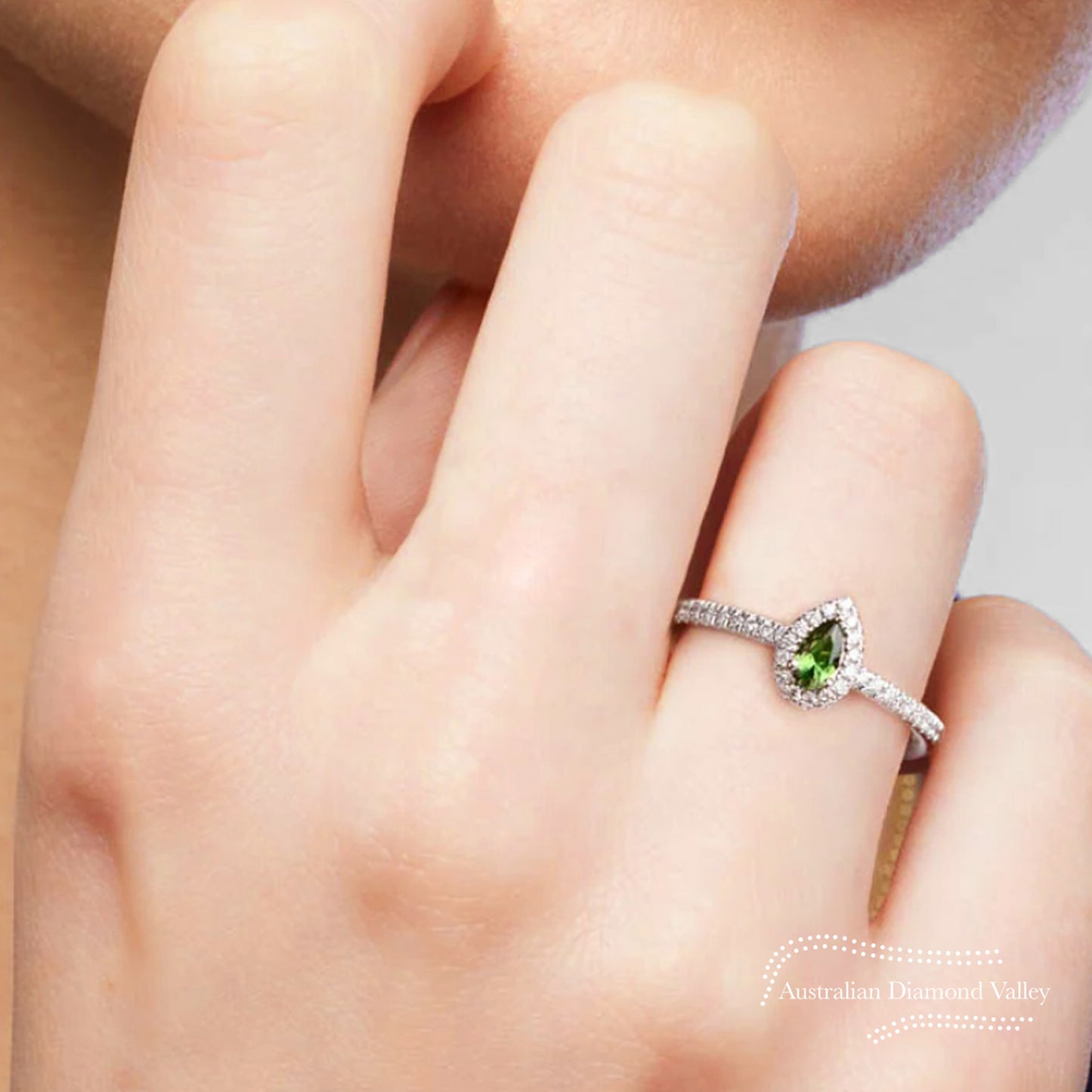 Moss Vale Australian Sapphire 18K White Gold Ring