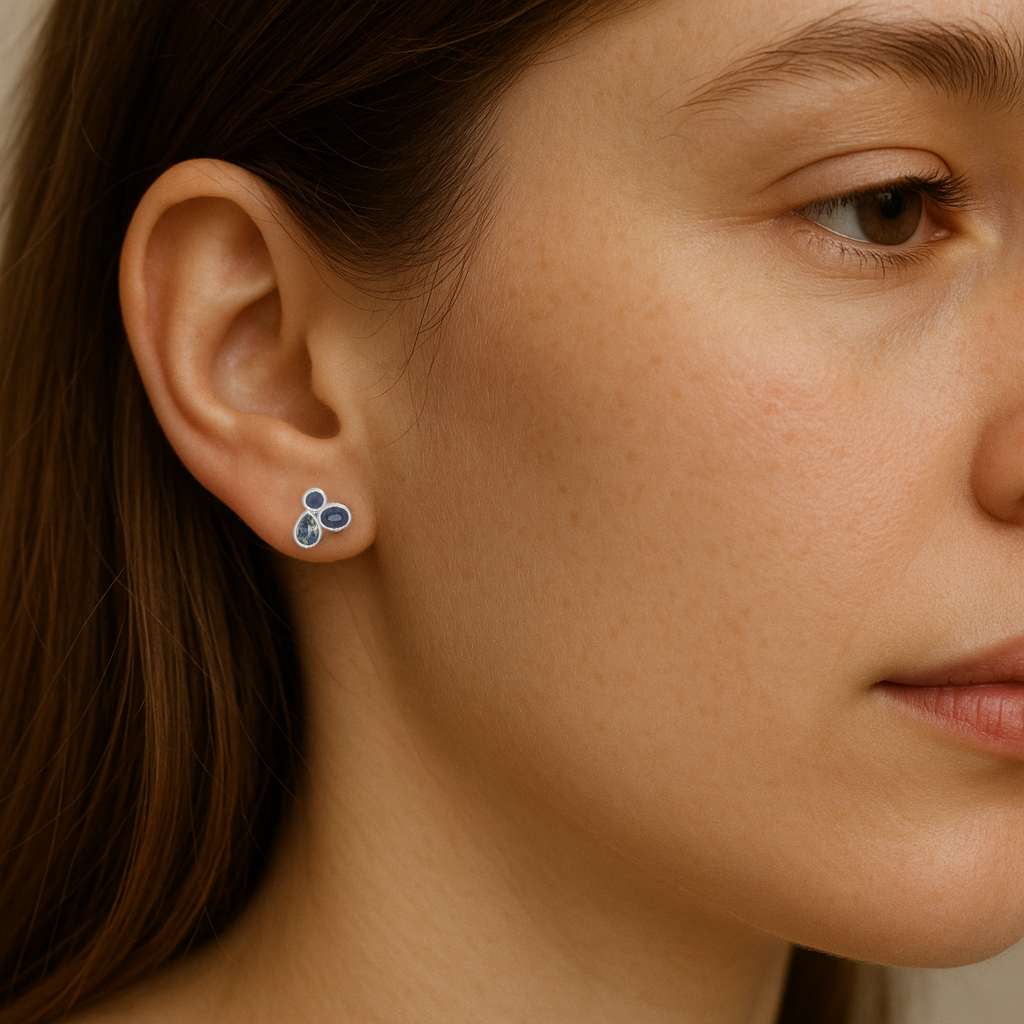 Quiet Fusion Studs in white gold-Australian sapphire