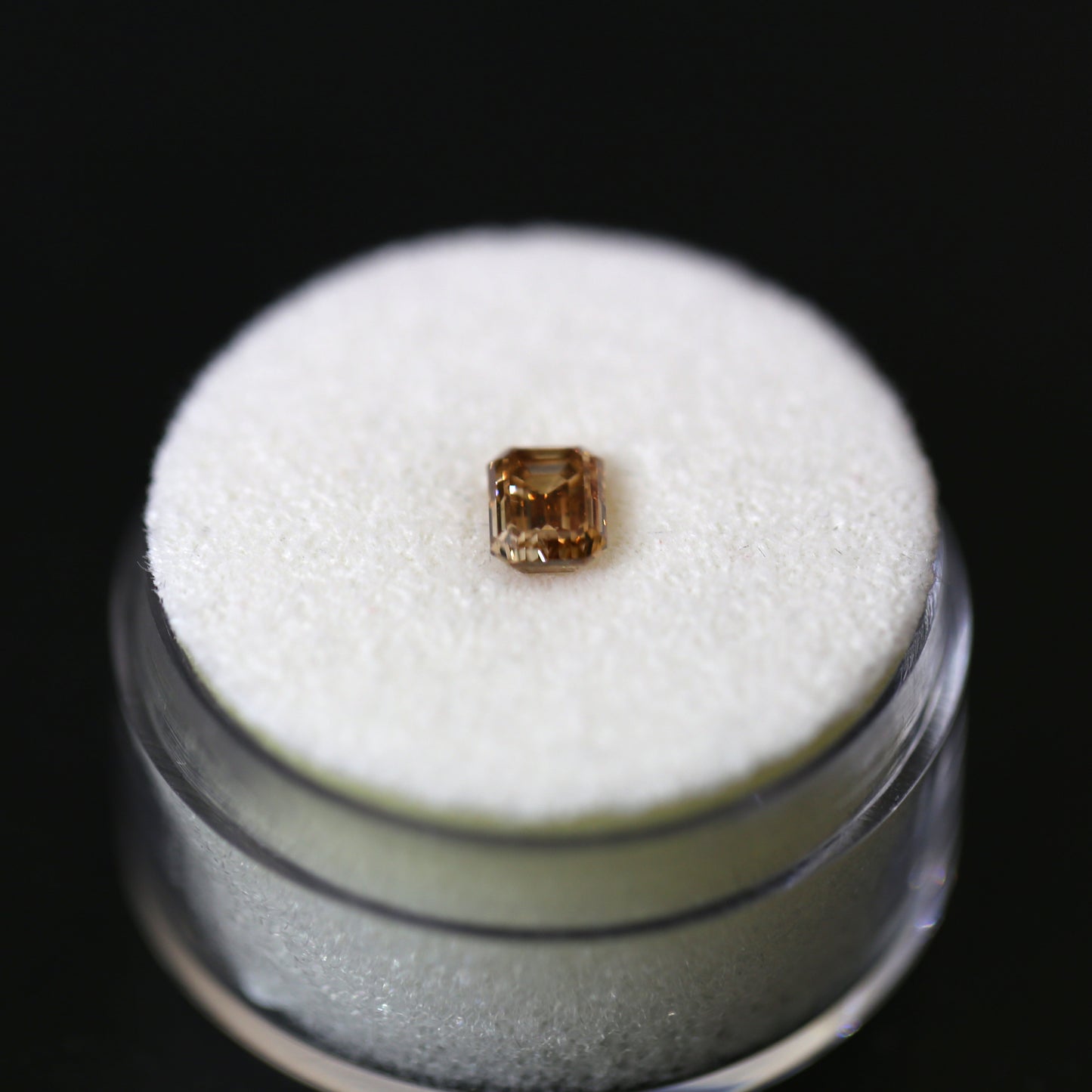 0.64ct Authentic Australian Champagne Emerald Diamond of Argyle Origin - C6